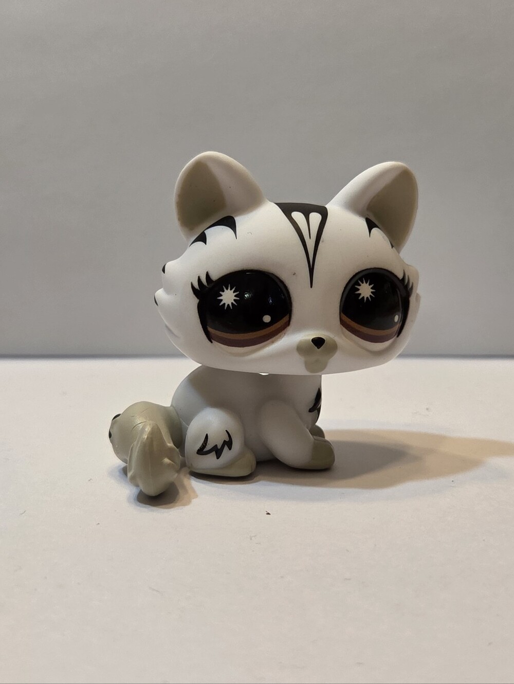 Littlest Pet Shop LPS White Tiger Cat Kitty